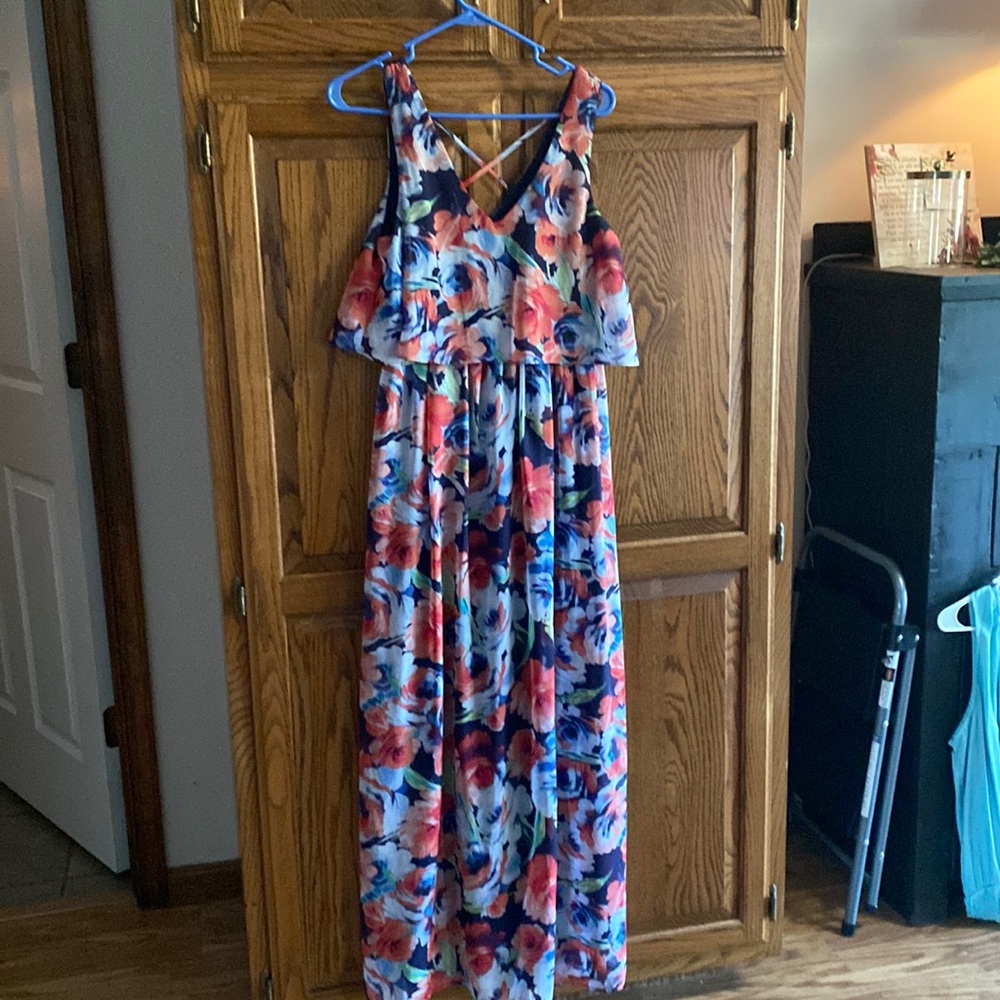 Floral maxi dress with cross cross back and overlay the whole way around